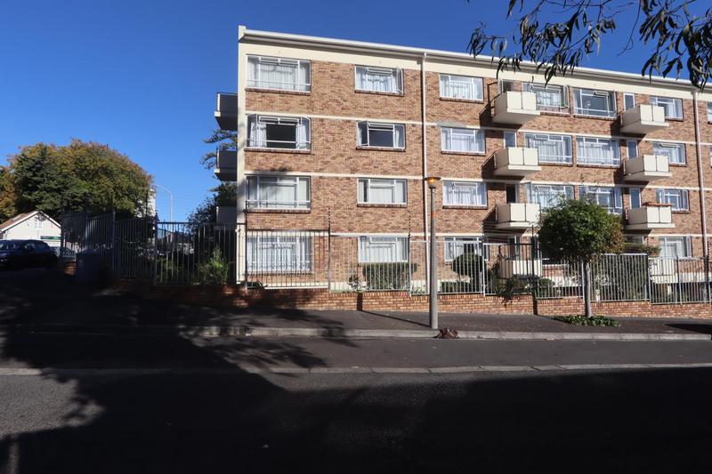 2 Bedroom Property for Sale in Wynberg Upper Western Cape